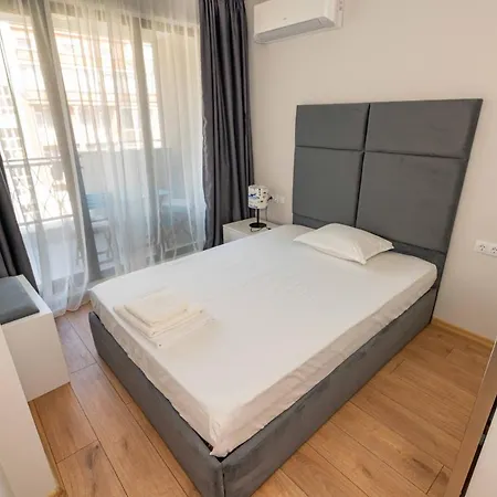 Seaside Apartament *